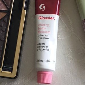Glossier balm dotcom